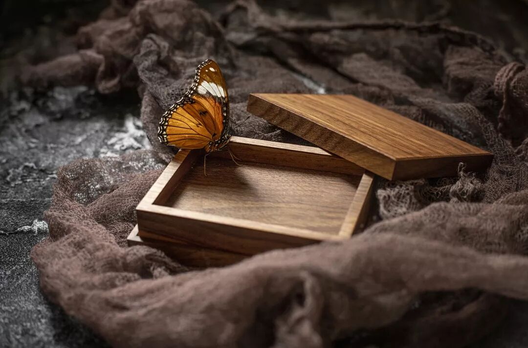 Butterfly Box By Joe Deng